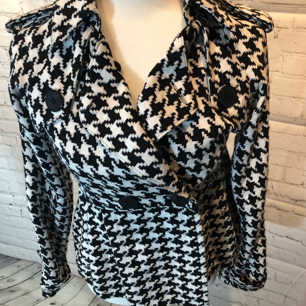 Black and white Houndstooth Blazer - medium